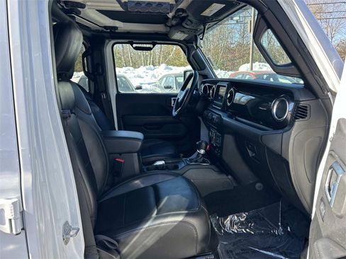 Used 2021 Jeep Wrangler Unlimited Sahara image 19