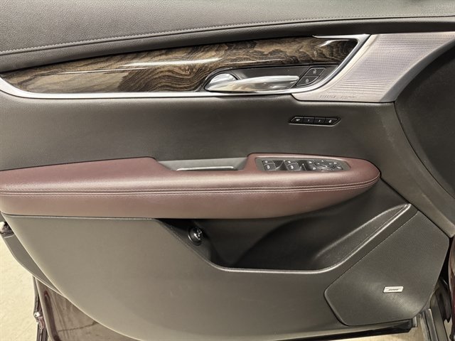 Used 2021 Cadillac XT6 Premium Luxury AWD/4WD image 26