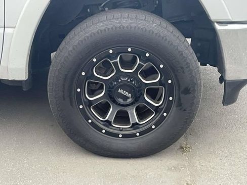 Used 2020 RAM 1500 Laramie w/ Off Road Group AWD/4WD image 8