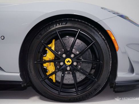 Used 2022 Ferrari 812 GTS RWD image 10
