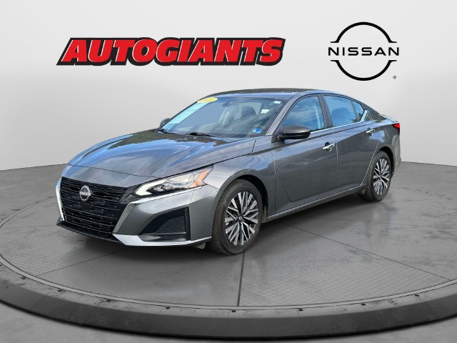 Used 2025 Nissan Altima 2.5 SV FWD image 6