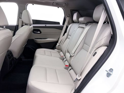 Used 2023 Nissan Rogue SV w/ SV Premium B Package FWD image 37