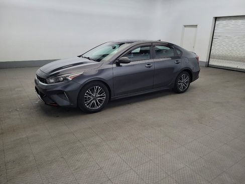 Used 2023 Kia Forte GT-Line w/ GT-Line Premium Package FWD image 2