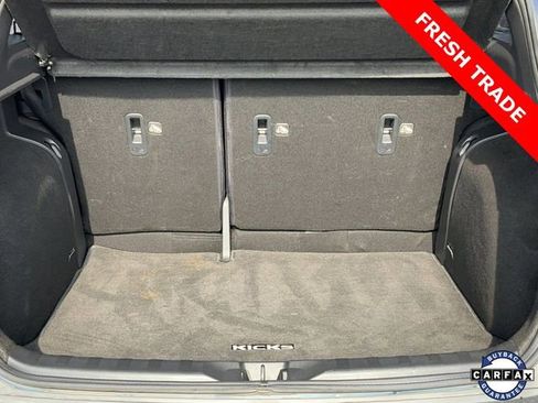 Used 2020 Nissan Kicks SR image 15