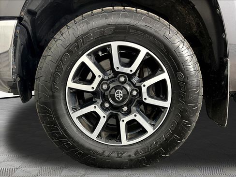 Used 2019 Toyota Tundra SR5 w/ TRD Off Road Package AWD/4WD image 35