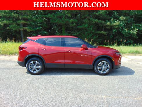 Used 2024 Chevrolet Blazer LT w/ Driver Confidence Package image 11