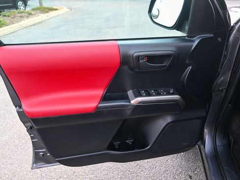 Used 2021 Toyota Tacoma SR5 image 20