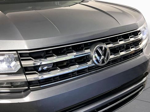 Used 2018 Volkswagen Atlas SE w/ R-Line Package FWD image 29