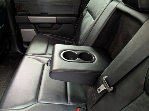 Used 2023 Ford F350 Lariat w/ Tow Technology Package image 9