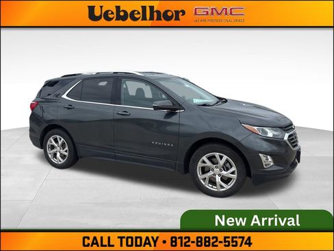 Used 2018 Chevrolet Equinox LT FWD image 2