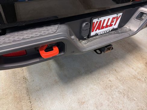 Used 2021 Jeep Gladiator Mojave w/ Dual Top Group image 28