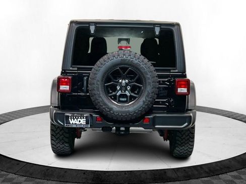 Used 2024 Jeep Wrangler Willys image 4