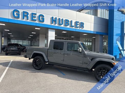 Used 2023 Jeep Gladiator Overland AWD/4WD image 25