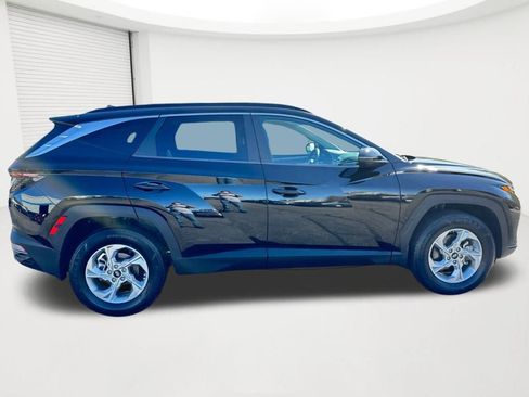 Certified 2022 Hyundai Tucson SEL w/ Cargo Package AWD/4WD image 4