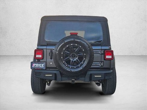 Used 2021 Jeep Wrangler Unlimited Sport AWD/4WD image 7