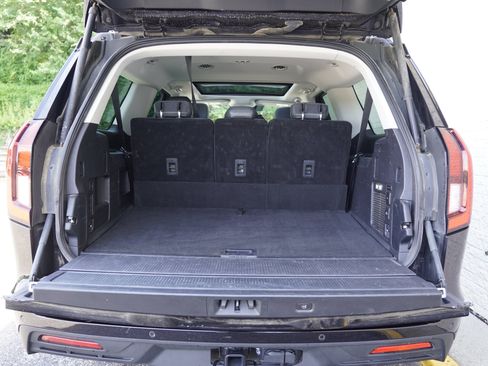 Used 2025 Ford Expedition Max Active AWD/4WD image 29