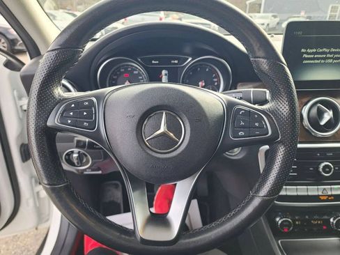 Used 2019 Mercedes-Benz GLA 250 GLA 250 4MATIC Sport Utility 4 image 16