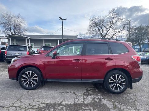 Used 2018 Subaru Forester 2.0XT Premium image 4