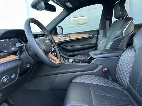 Certified 2025 Jeep Grand Cherokee L Summit image 8