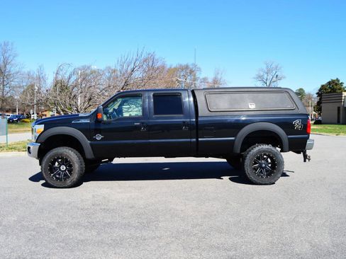 Used 2011 Ford F350 Lariat w/ Camper Pkg image 5