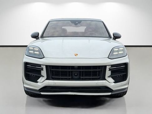 Used 2024 Porsche Cayenne Turbo GT AWD/4WD image 8
