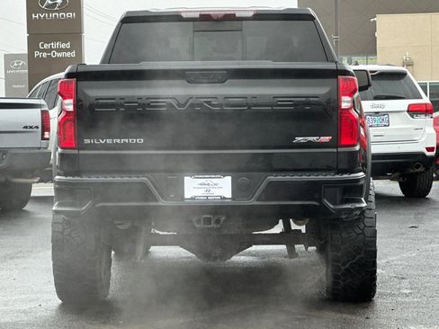 Used 2022 Chevrolet Silverado 1500 ZR2 image 5