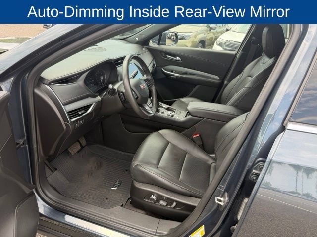 Used 2019 Cadillac XT4 Premium Luxury AWD/4WD image 14
