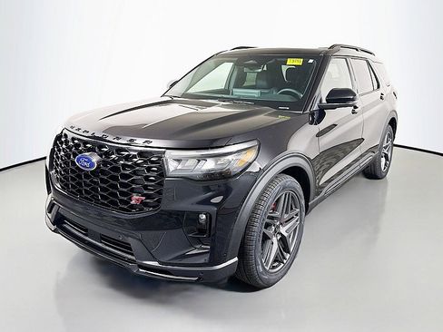 Used 2026 Ford Explorer ST w/ Sun And Sound Package image 3