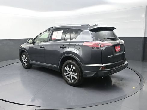 Used 2016 Toyota RAV4 LE FWD image 6