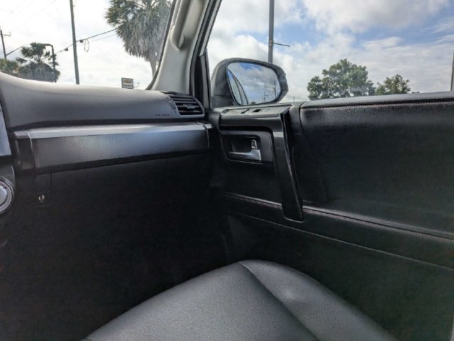 Used 2019 Toyota 4Runner TRD Off-Road Premium AWD/4WD image 16