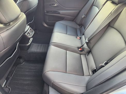 Certified 2023 Lexus ES 350 w/ Premium Package FWD image 31