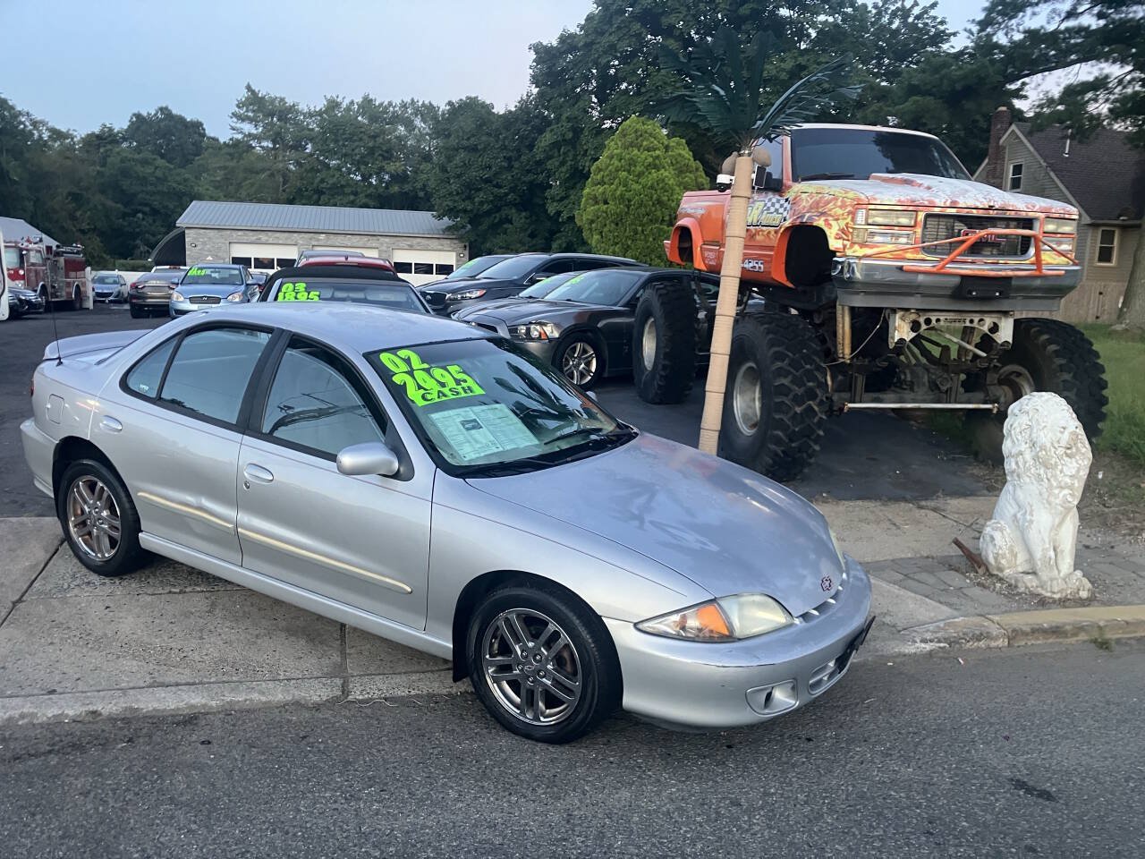 Used 2002 Chevrolet Cavalier LS Sport FWD image 2