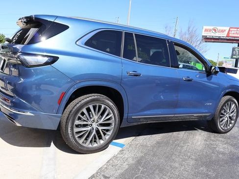 New 2026 Buick Enclave Avenir w/ Super Cruise Package image 8