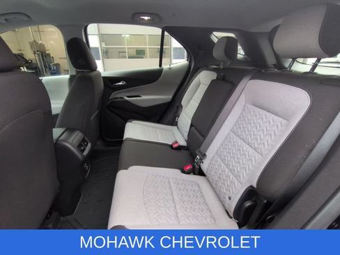 Used 2023 Chevrolet Equinox LS AWD/4WD image 25
