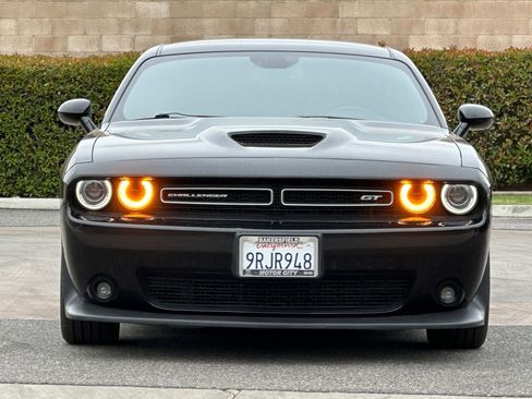 Used 2022 Dodge Challenger GT RWD image 9
