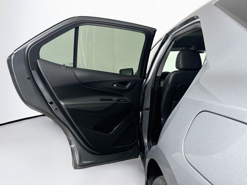 Used 2023 Chevrolet Equinox Premier FWD image 25
