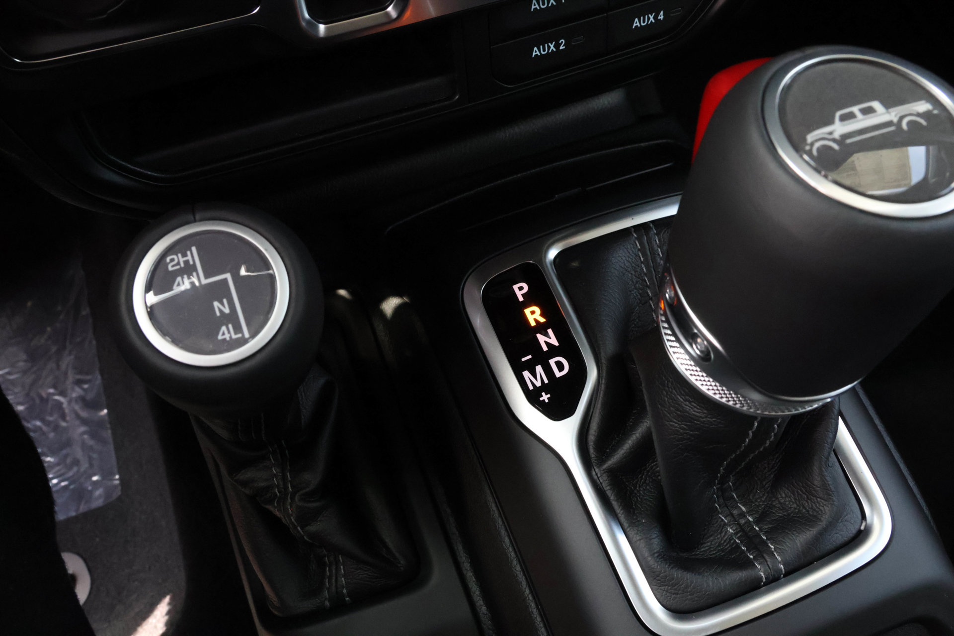 New 2026 Jeep Gladiator Sport AWD/4WD image 29