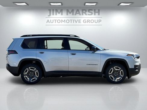 New 2026 Jeep Cherokee Laredo AWD/4WD image 7