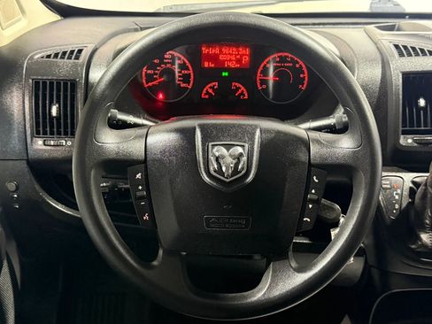 Used 2018 RAM ProMaster 2500 w/ Interior Convenience Group FWD image 18