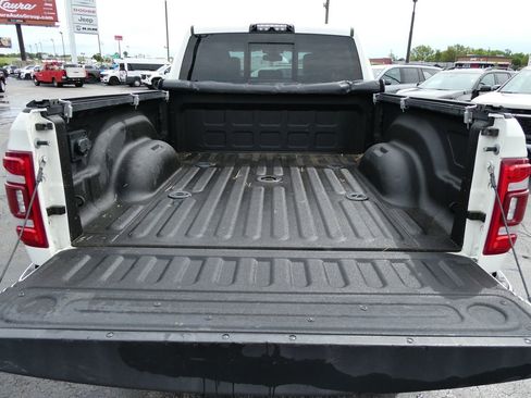Used 2020 RAM 2500 Laramie AWD/4WD image 16