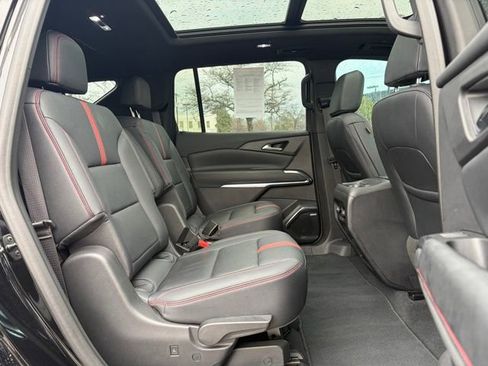 Used 2024 Chevrolet Traverse RS w/ LPO, Floor Liner Package image 19