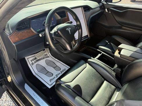 Used 2019 Tesla Model S Performance AWD/4WD image 32