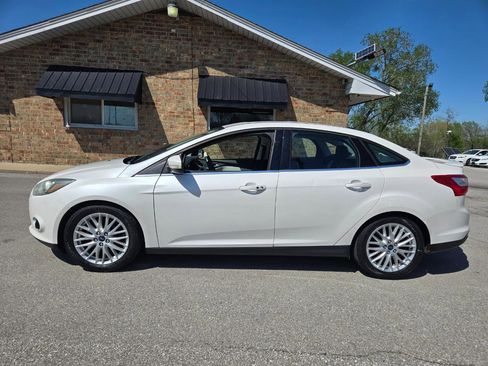 Used 2013 Ford Focus Titanium image 8
