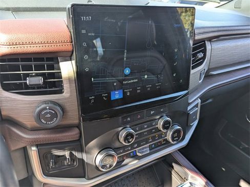 Used 2023 Ford Expedition Max Limited image 25