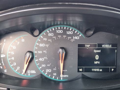 Used 2018 Chevrolet Trax LT w/ LT Convenience Package image 17