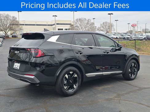 New 2026 Kia Sportage LX FWD image 3