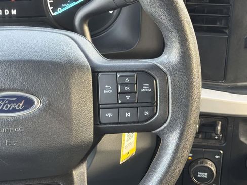 Used 2024 Ford F250 XLT image 13