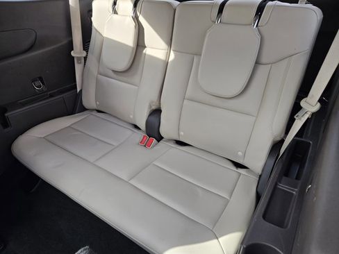 Certified 2022 Ford Explorer Platinum w/ Equipment Group 601A image 29