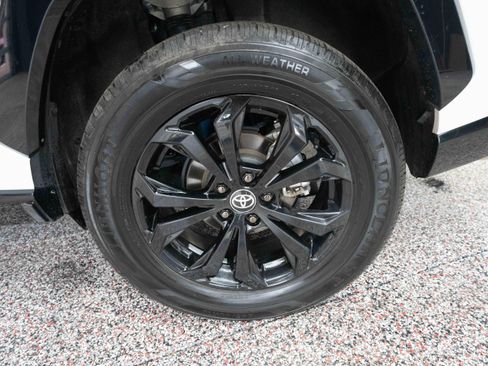 Used 2024 Toyota RAV4 XSE image 30