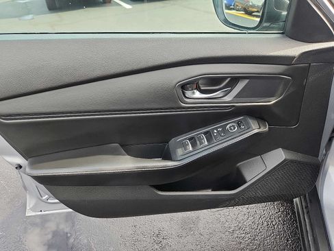 Used 2023 Honda Accord Sport image 12